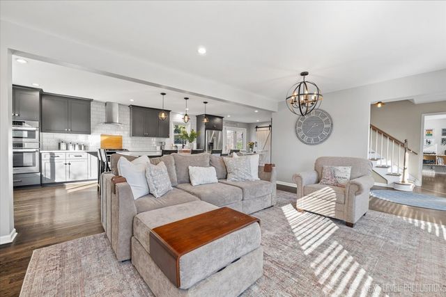 3651 Red Bud Court, Downers Grove, IL 60515