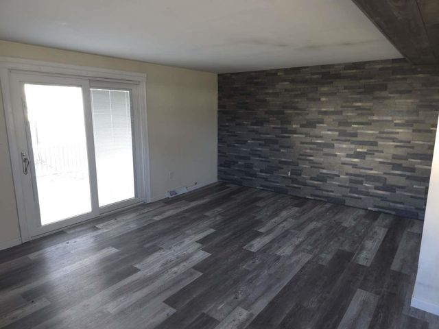 116 Roysan Street, Manchester, NH 03103