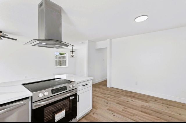 9623 Seeker Street, Houston, TX 77078