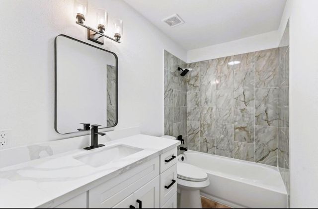 9623 Seeker Street, Houston, TX 77078