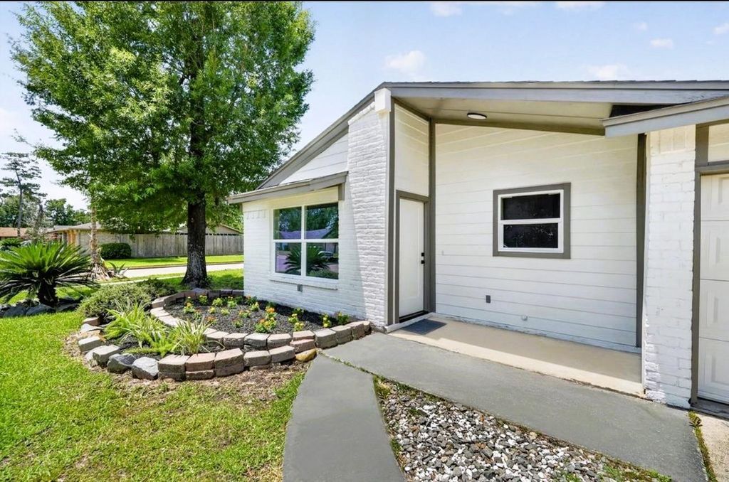 9623 Seeker Street, Houston, TX 77078