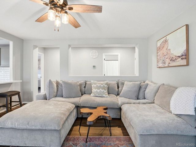 9669 Marmot Ridge Cir, Littleton, CO 80125