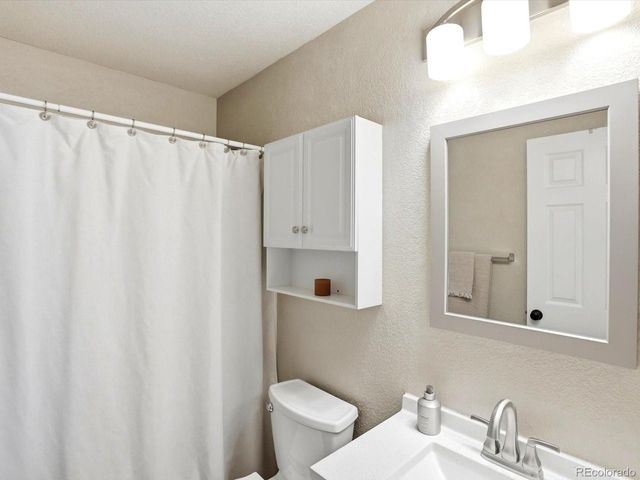 9669 Marmot Ridge Cir, Littleton, CO 80125