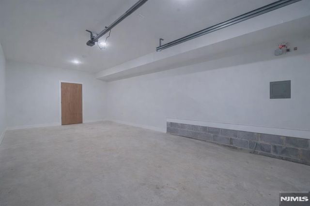 31 Grace Street, Irvington, NJ 07111