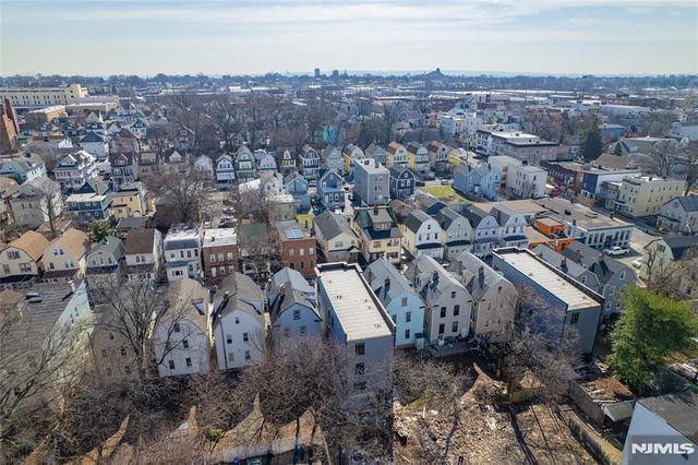 31 Grace Street, Irvington, NJ 07111