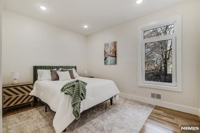 31 Grace Street, Irvington, NJ 07111