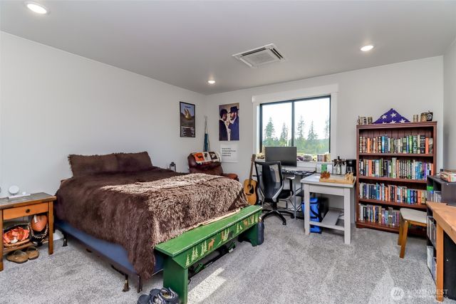 14045 Solberg Road SE, Yelm, WA 98597