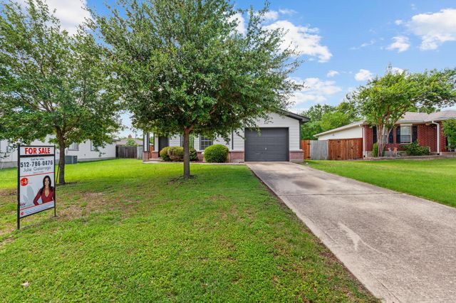 112 James Lin CIR, Kyle, TX 78640
