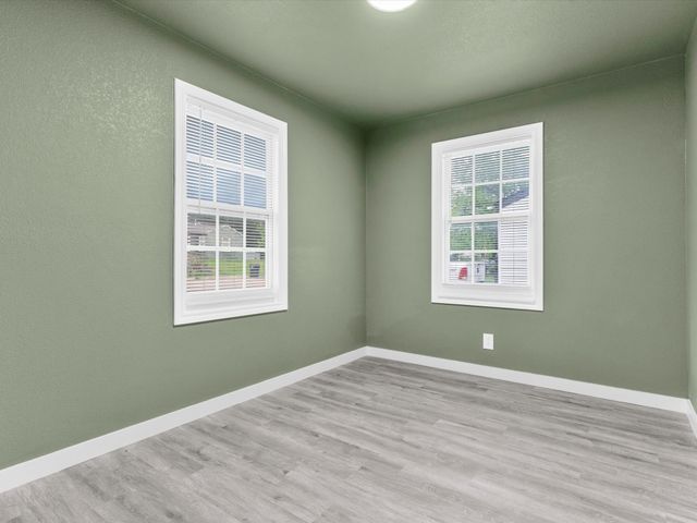 1008 Schieffer Avenue, Fort Worth, TX 76110