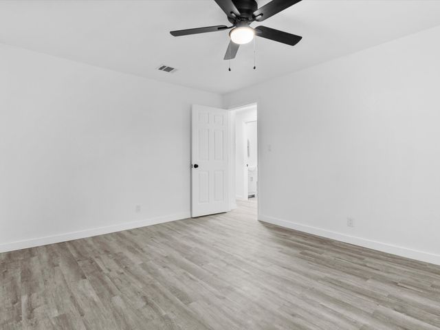 1008 Schieffer Avenue, Fort Worth, TX 76110