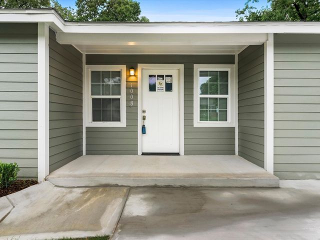 1008 Schieffer Avenue, Fort Worth, TX 76110
