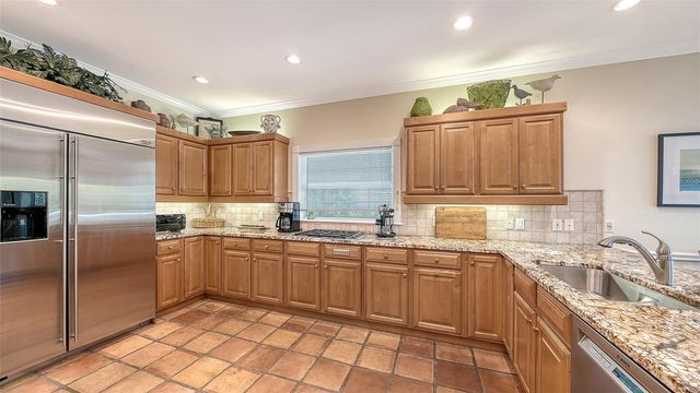 5422 SANDHAMN PLACE, Longboat Key, FL 34228