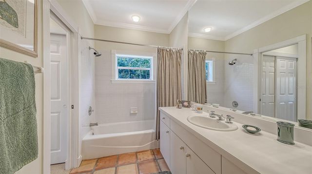 5422 SANDHAMN PLACE, Longboat Key, FL 34228