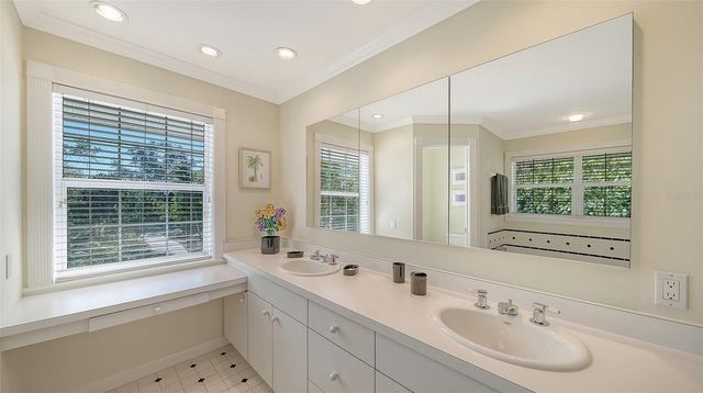 5422 SANDHAMN PLACE, Longboat Key, FL 34228