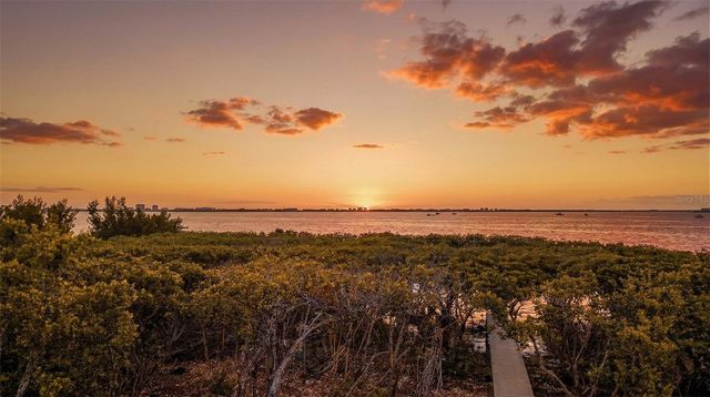 5422 SANDHAMN PLACE, Longboat Key, FL 34228