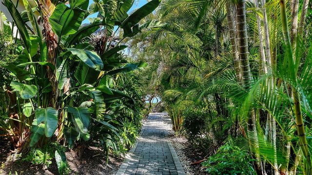 5422 SANDHAMN PLACE, Longboat Key, FL 34228