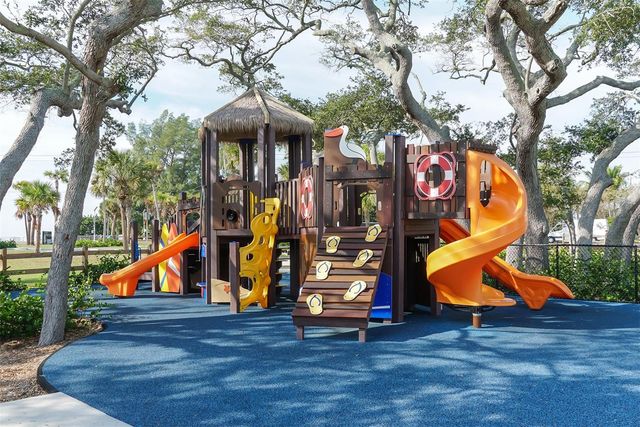 5422 SANDHAMN PLACE, Longboat Key, FL 34228