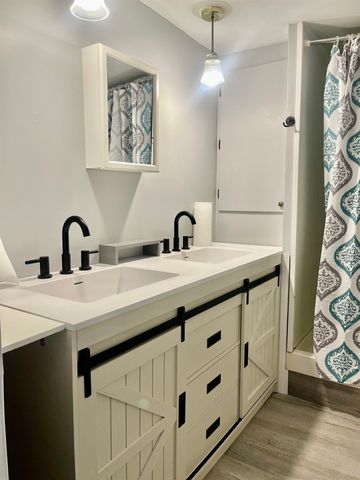 7 Sargents Pl Unit 21, Gilford, NH 03249