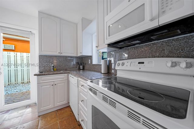 312 NE 16th Ter C, Fort Lauderdale, FL 33301