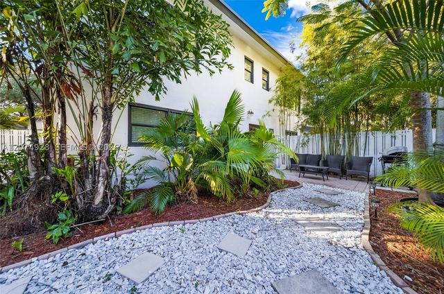 312 NE 16th Ter C, Fort Lauderdale, FL 33301