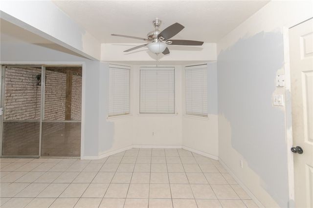 1709 Annette St, Kingsville, TX 78363