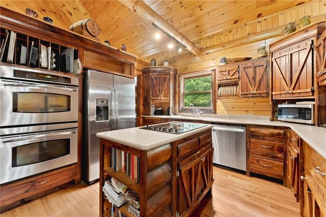 6776 H Abercrombie Road, Murrayville, GA 30564