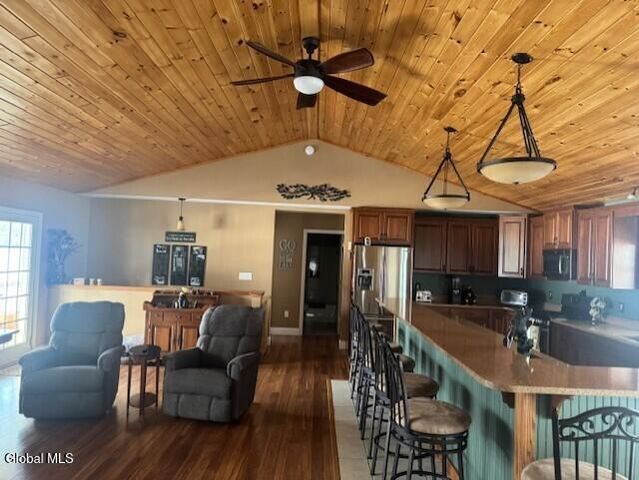 2018 S Shore Road, Day, NY 12835