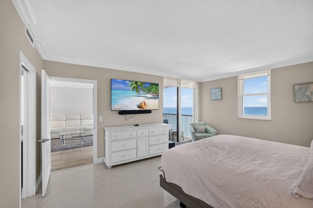 5400 N Ocean Drive SE 7b, Singer Island, FL 33404