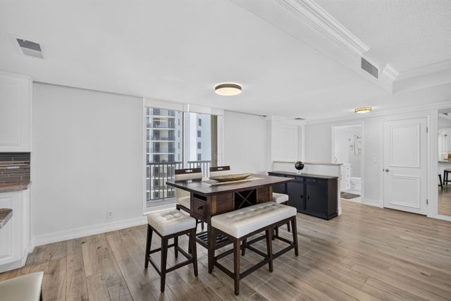 5400 N Ocean Drive SE 7b, Singer Island, FL 33404
