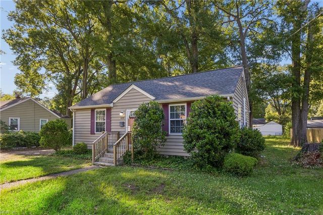 624 Sterling ST, Newport News, VA 23605
