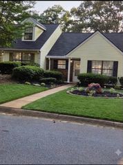 5427 Park Place S, Atlanta, GA 30349