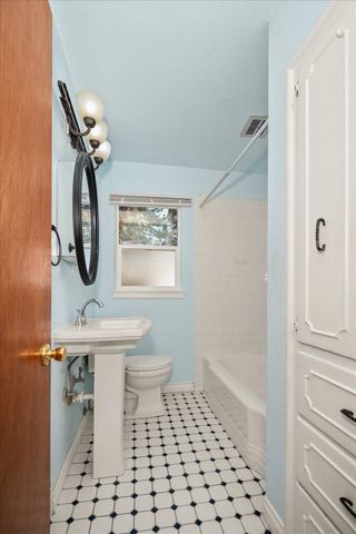 344 W NEBRASKA Ave, Spokane, WA 99205
