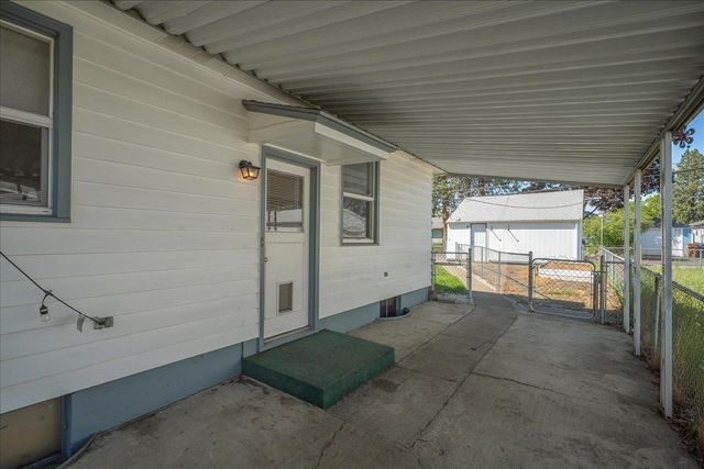 344 W NEBRASKA Ave, Spokane, WA 99205
