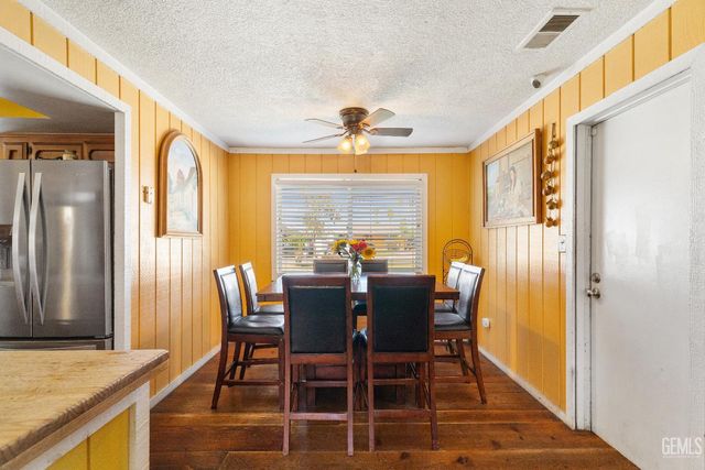 12925 Appaloosa Avenue, Bakersfield, CA 93314