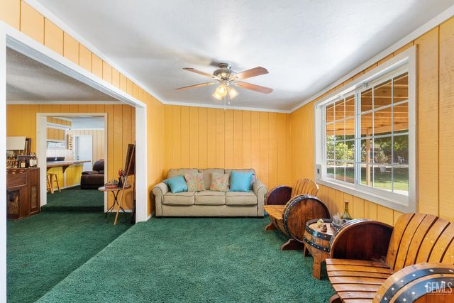 12925 Appaloosa Avenue, Bakersfield, CA 93314