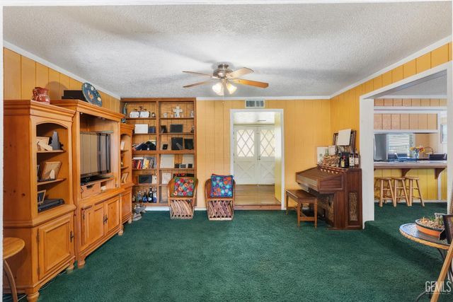 12925 Appaloosa Avenue, Bakersfield, CA 93314