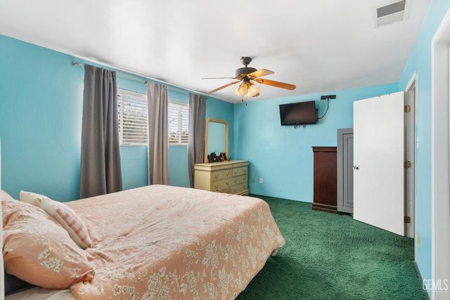 12925 Appaloosa Avenue, Bakersfield, CA 93314