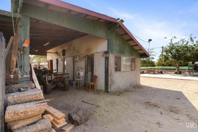 12925 Appaloosa Avenue, Bakersfield, CA 93314