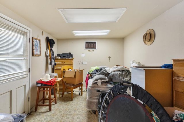 12925 Appaloosa Avenue, Bakersfield, CA 93314