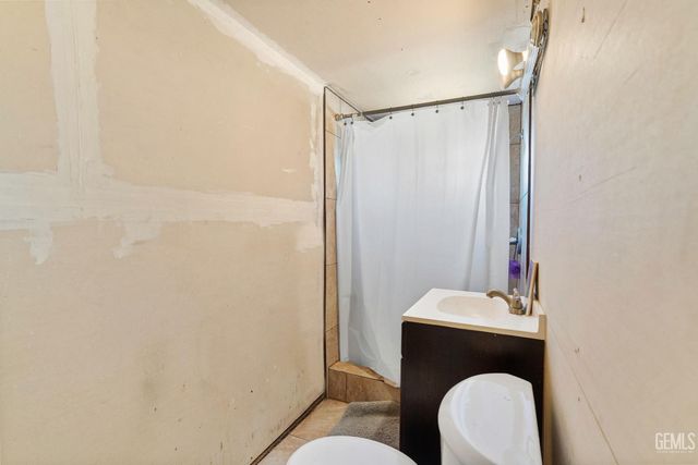 12925 Appaloosa Avenue, Bakersfield, CA 93314