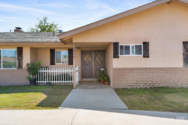 12925 Appaloosa Avenue, Bakersfield, CA 93314