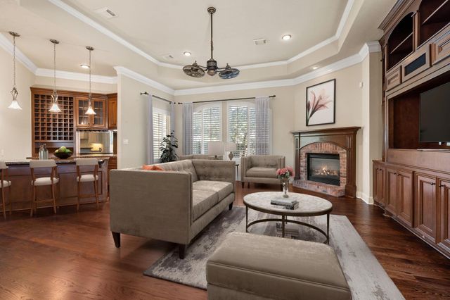 34 Kerloch Point, Spring, TX 77379