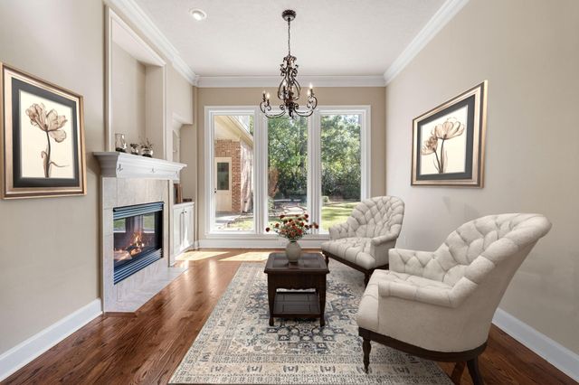 34 Kerloch Point, Spring, TX 77379