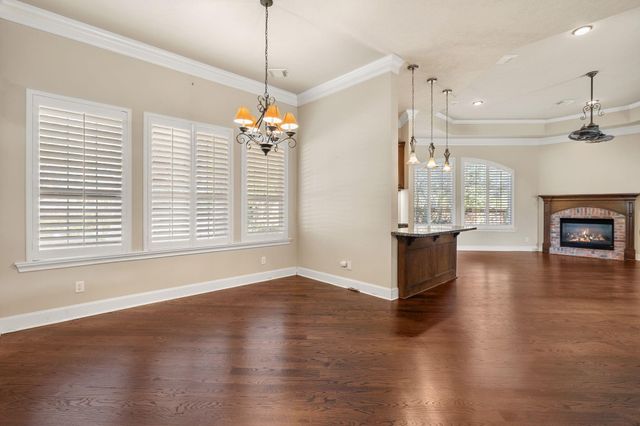 34 Kerloch Point, Spring, TX 77379