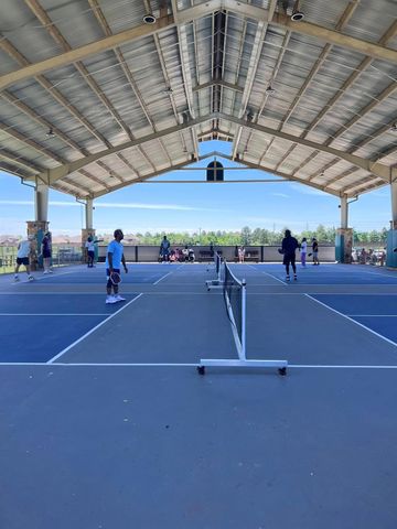 34 Kerloch Point, Spring, TX 77379