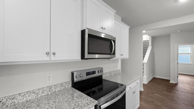 6015 Savy Court, Ravenel, SC 29470