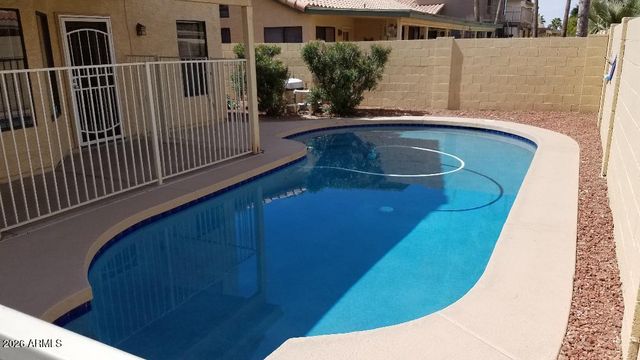 98 E EVELYN Lane, Tempe, AZ 85284