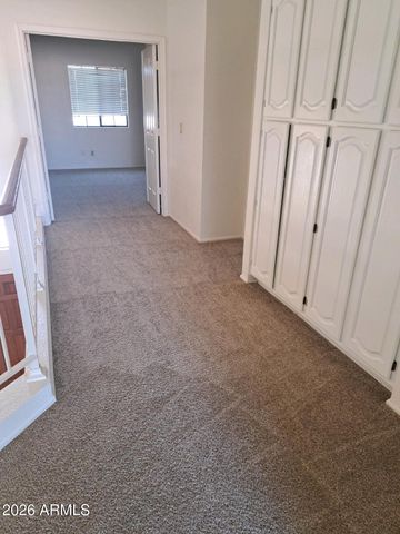 98 E EVELYN Lane, Tempe, AZ 85284