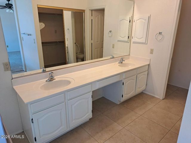 98 E EVELYN Lane, Tempe, AZ 85284