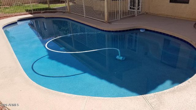 98 E EVELYN Lane, Tempe, AZ 85284